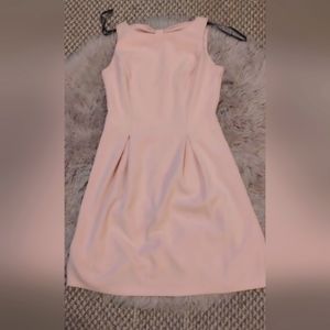 Women's pink dress